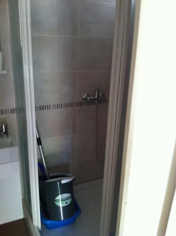 Apartmani Slavica Kuca Blizu Mora Sa Terasom Barbat na Rabu